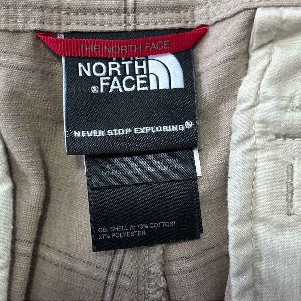 The North Face Plaid Cargo Shorts Mens 33 Regular Hiking Utility Outdoors Travel